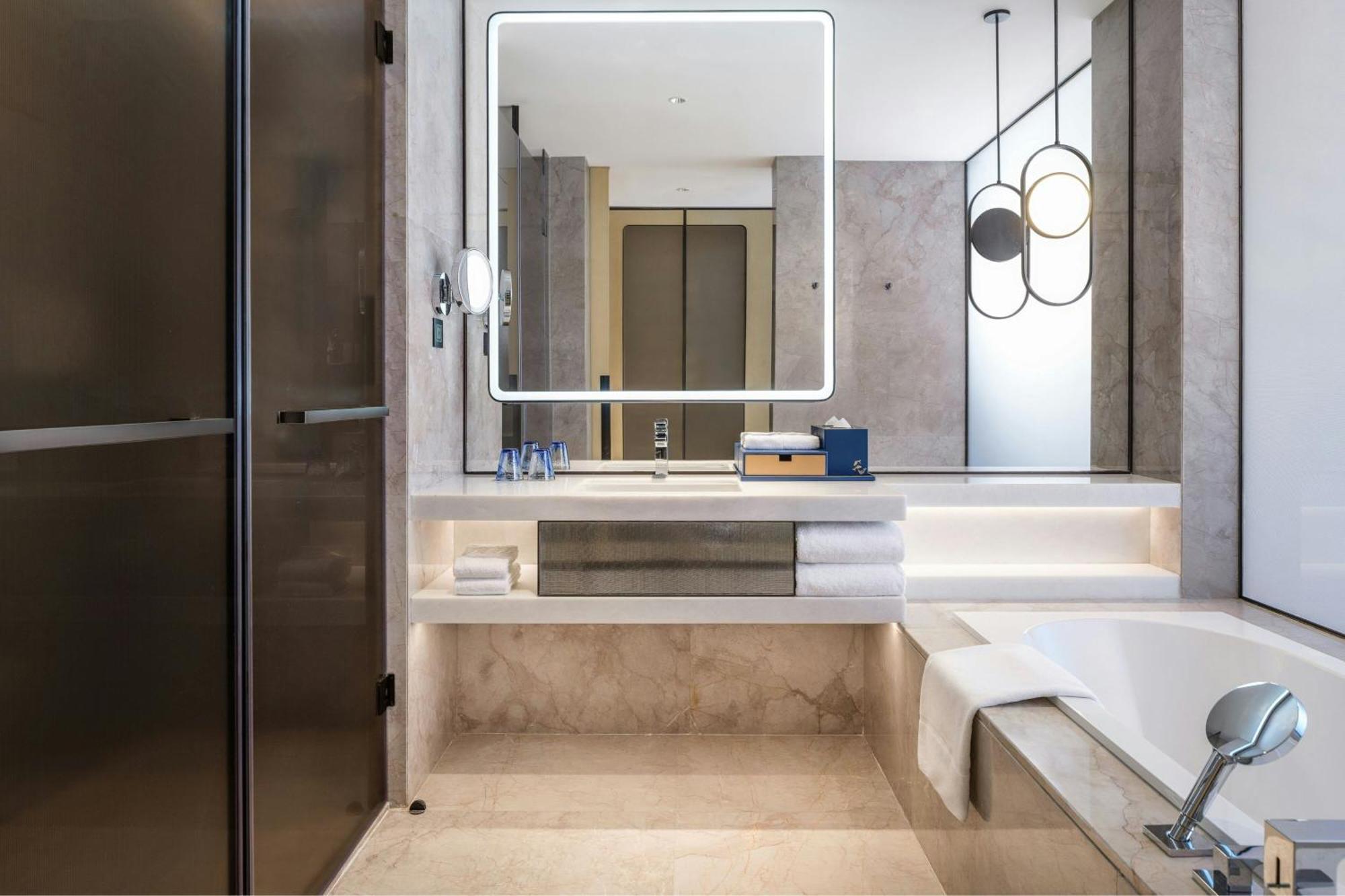 Renaissance Zhuhai Hotel Экстерьер фото