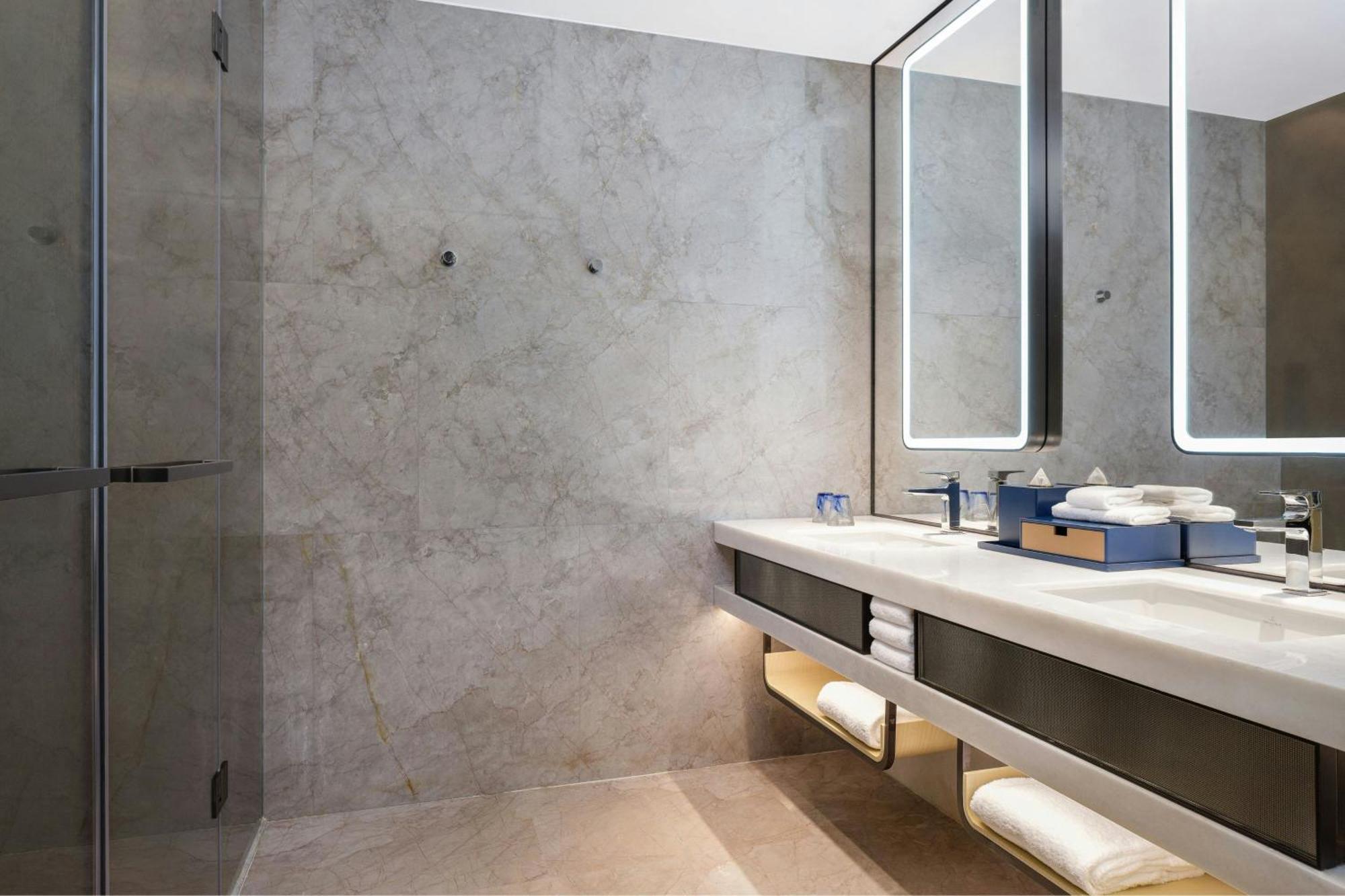 Renaissance Zhuhai Hotel Экстерьер фото
